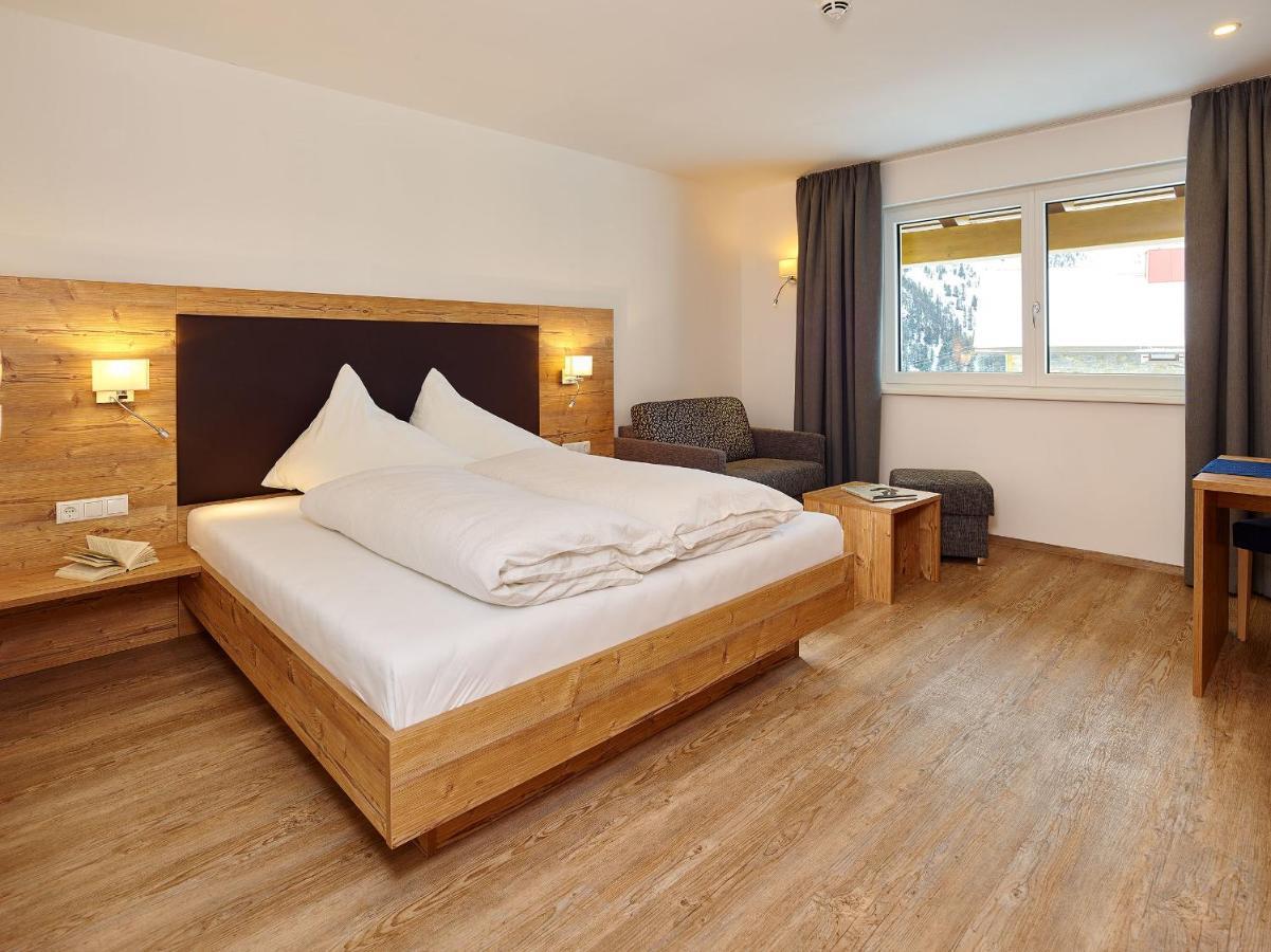 Hotel Garni Kristall Кюгтай Номер фото