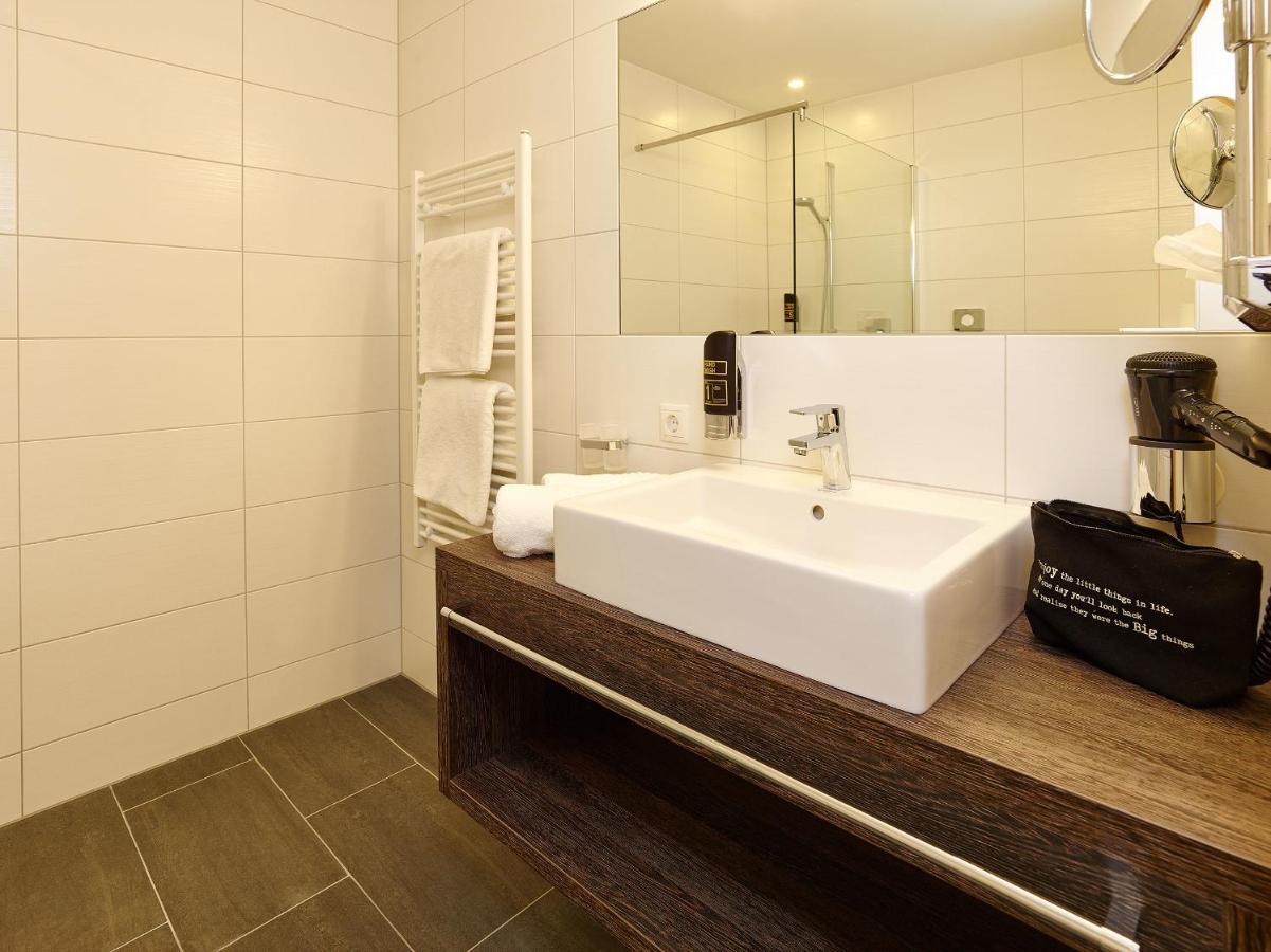 Hotel Garni Kristall Кюгтай Номер фото